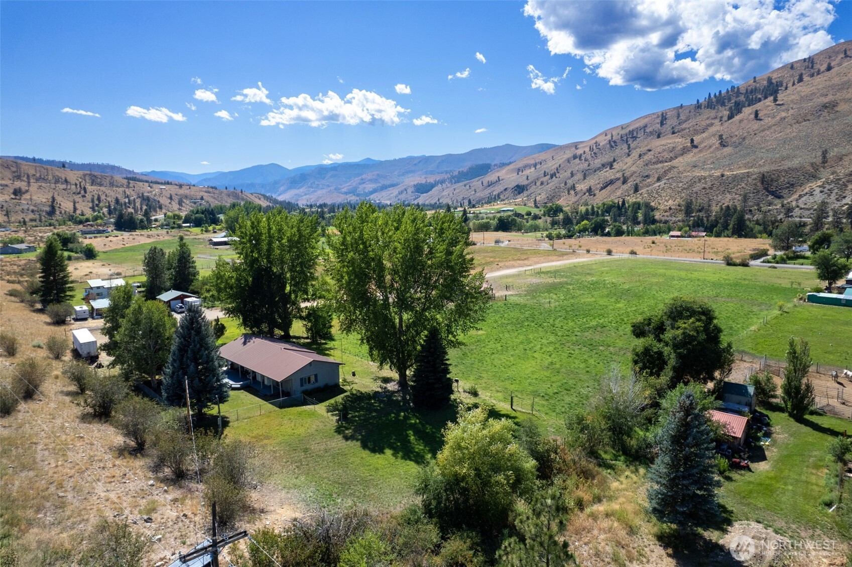 54 B Ross Road, Unit B Twisp, WA 98856 - Photo 38 of 40 a view of a garden from a patio
