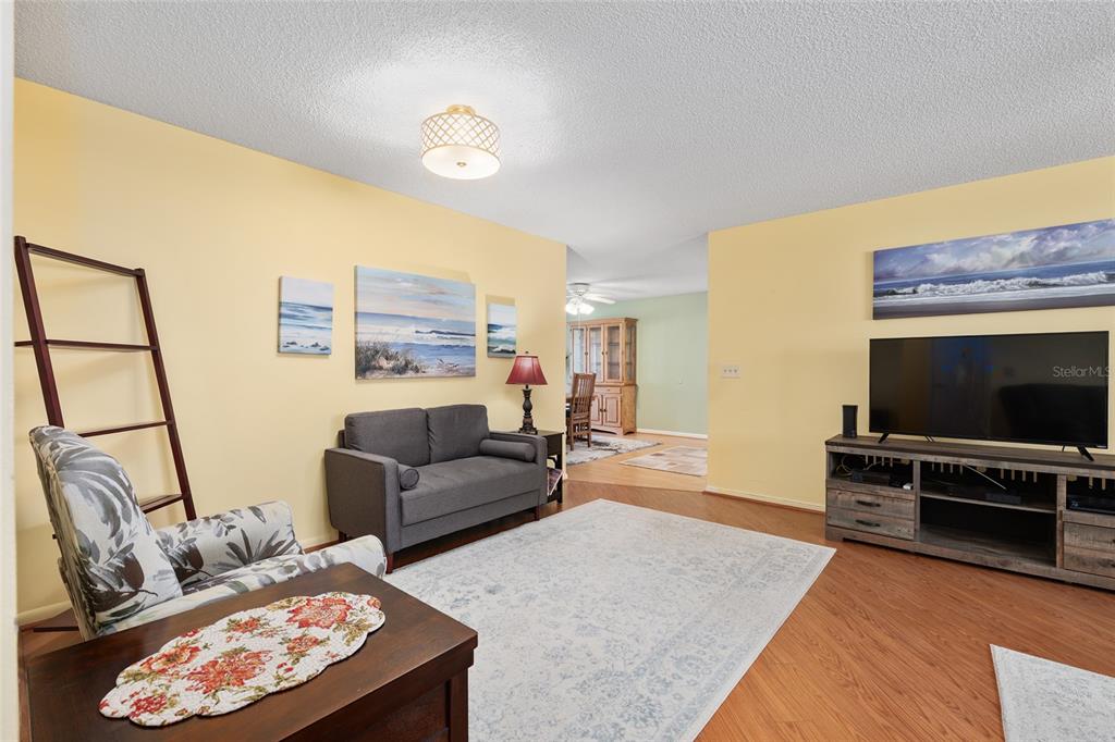 8841 Southwest 91 Street, Unit B Ocala, FL 34481 - Photo 13 of 52