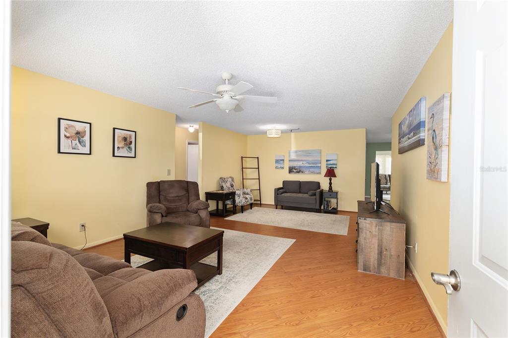 8841 Southwest 91 Street, Unit B Ocala, FL 34481 - Photo 8 of 52