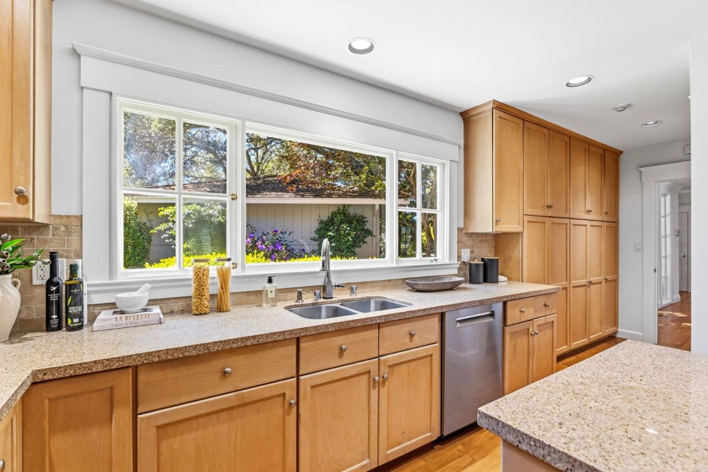 2245 Oakdale Road Hillsborough, CA 94010 - Photo 14 of 67