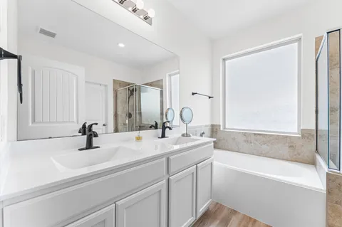 $349,900 | 26003 Amber Pearl Drive, Richmond, TX 77406