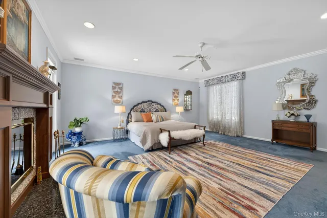 $3,500,000 | 1 Hunting Lane, Old Westbury, NY 11568