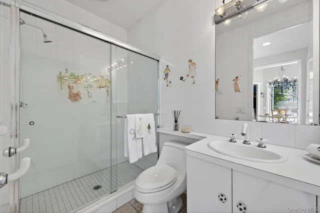 $3,500,000 | 1 Hunting Lane, Old Westbury, NY 11568