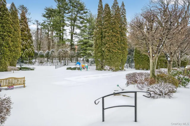 $3,500,000 | 1 Hunting Lane, Old Westbury, NY 11568