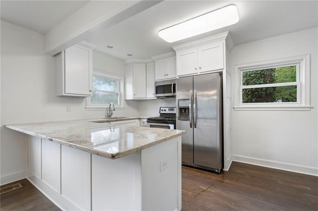 2422 North Decatur Road Decatur, GA 30033 - Photo 14 of 39