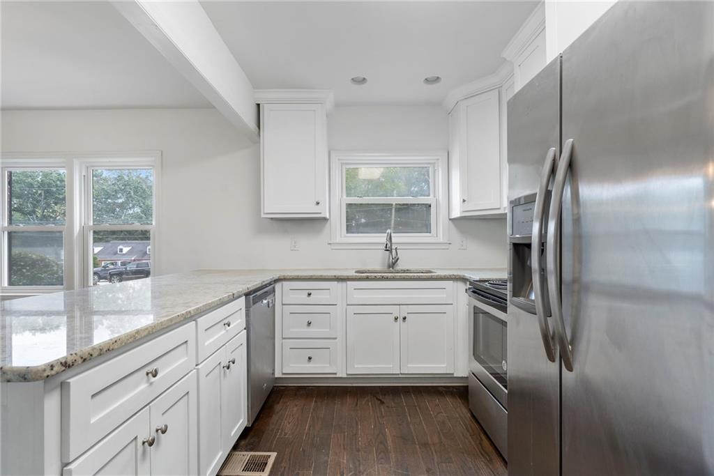 2422 North Decatur Road Decatur, GA 30033 - Photo 15 of 39