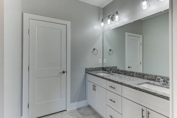 $2,400 | 319 Capital Street, Old Hickory, TN 37138