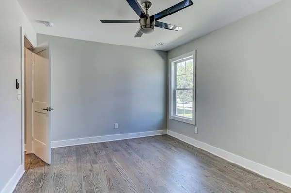 $2,400 | 319 Capital Street, Old Hickory, TN 37138