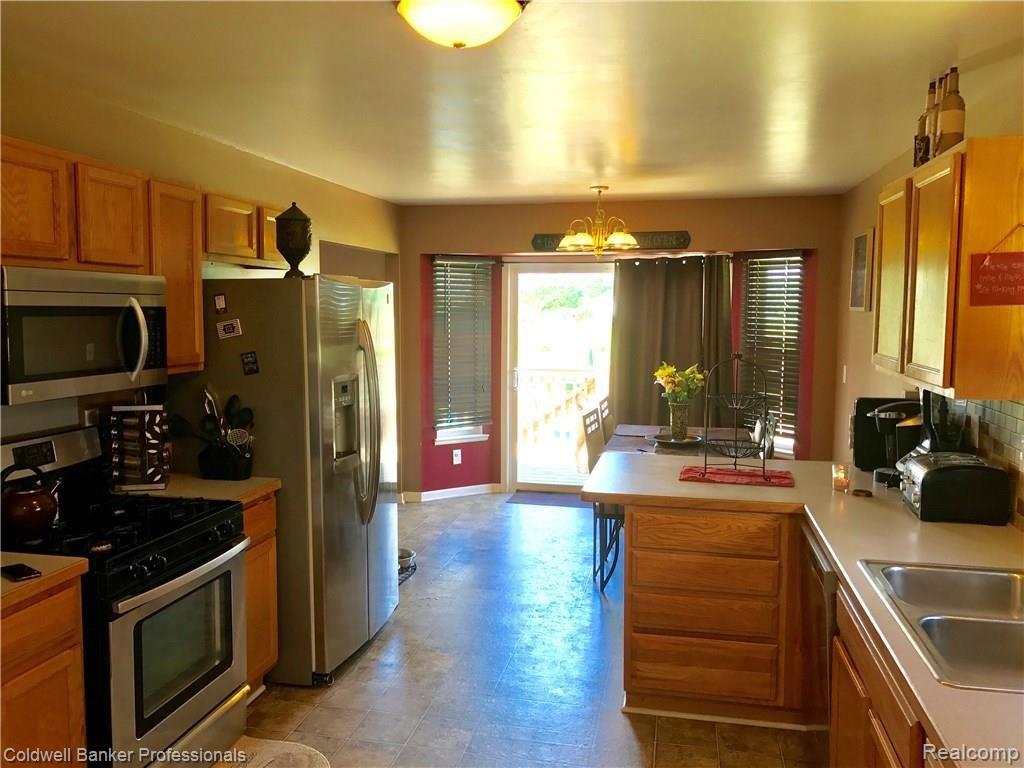 6973 North Lake Pleasant Road North Branch, MI 48461 - Photo 10 of 22 FullSizeRender (37).jpg