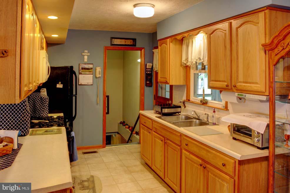 111 Lodge Hall Road Mount Jackson, VA 22842 - Photo 13 of 29 Fully Updated Kitchen