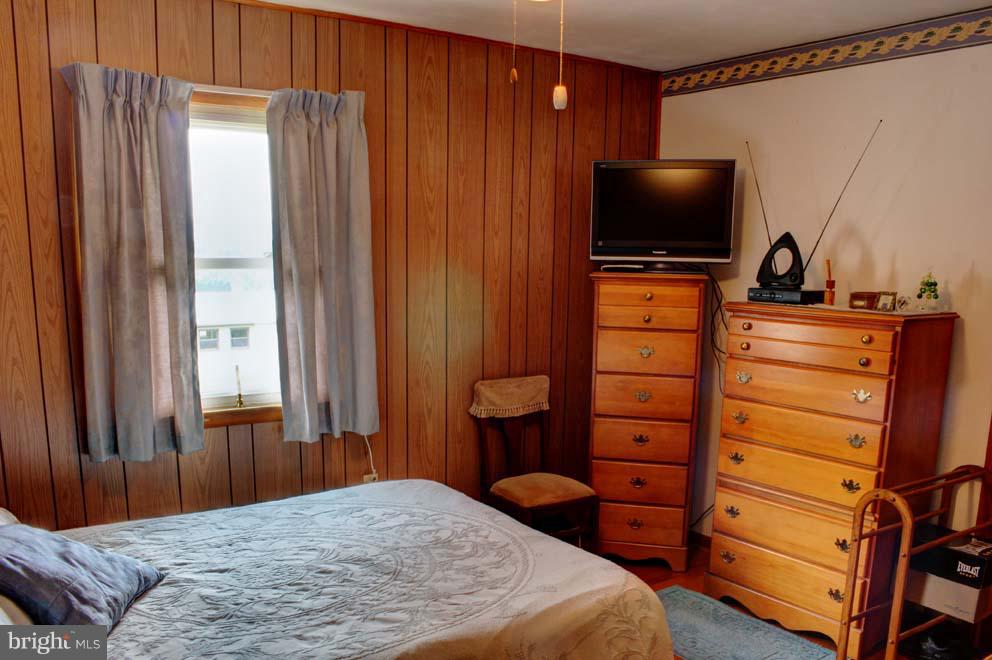 111 Lodge Hall Road Mount Jackson, VA 22842 - Photo 16 of 29 Bedroom