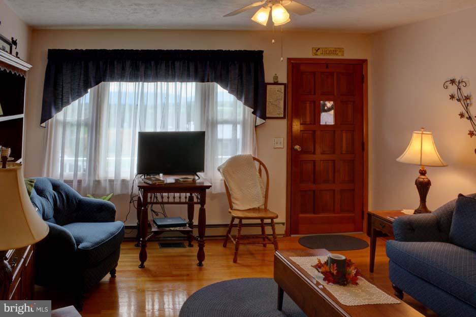 111 Lodge Hall Road Mount Jackson, VA 22842 - Photo 10 of 29 Living Room with Hardwood Floors