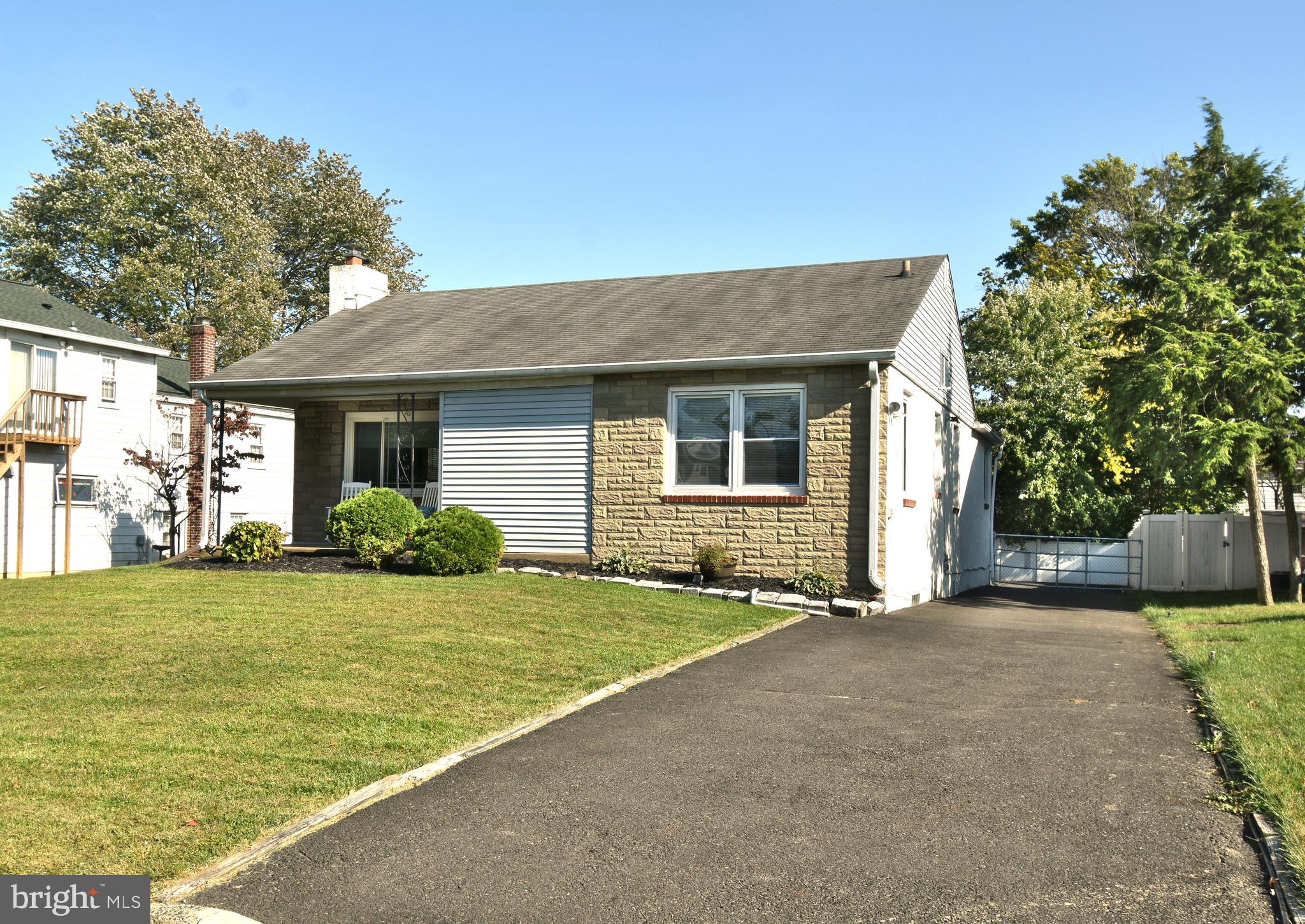 1651 Alba Road Willow Grove, PA 19090 - Photo 3 of 36 Gallery Image 3