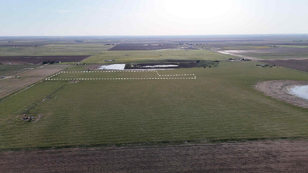1443 County Road 145 Post, TX 79356 - Photo 7 of 22 a view of an ocean view and mountain view