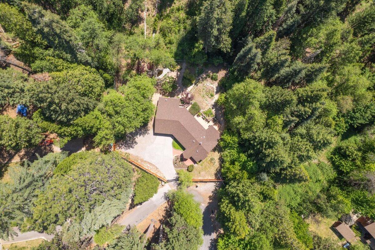 609 Eiler Road Mount Shasta, CA 96067 - Photo 25 of 35 an aerial view of residential house with outdoor space and trees all around