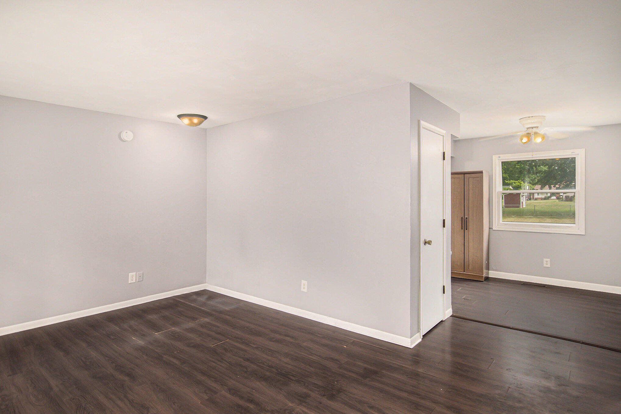 2420 Radford Road Lansing, MI 48911 - Photo 8 of 17 005_ndp7146
