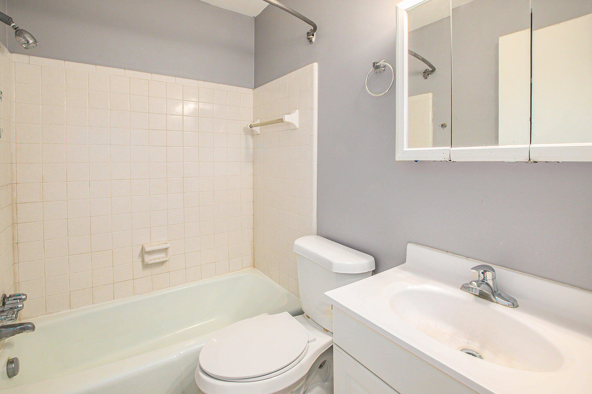 2420 Radford Road Lansing, MI 48911 - Photo 9 of 17 014_ndp7171