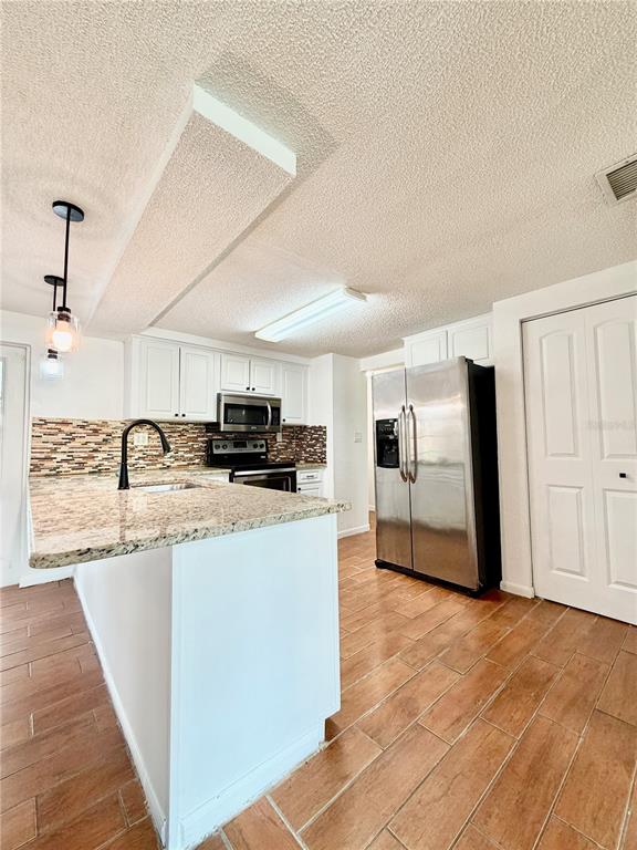7201 Daggett Terrace New Port Richey, FL 34655 - Photo 7 of 28