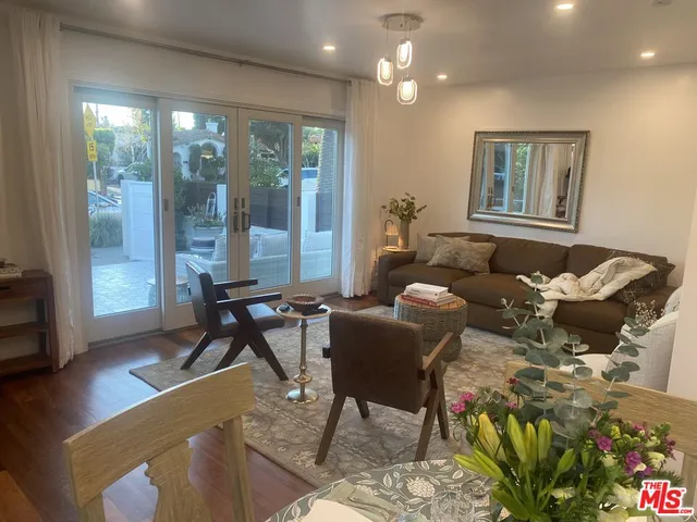 $7,200 | 2152 Parnell Avenue, Los Angeles, CA 90025