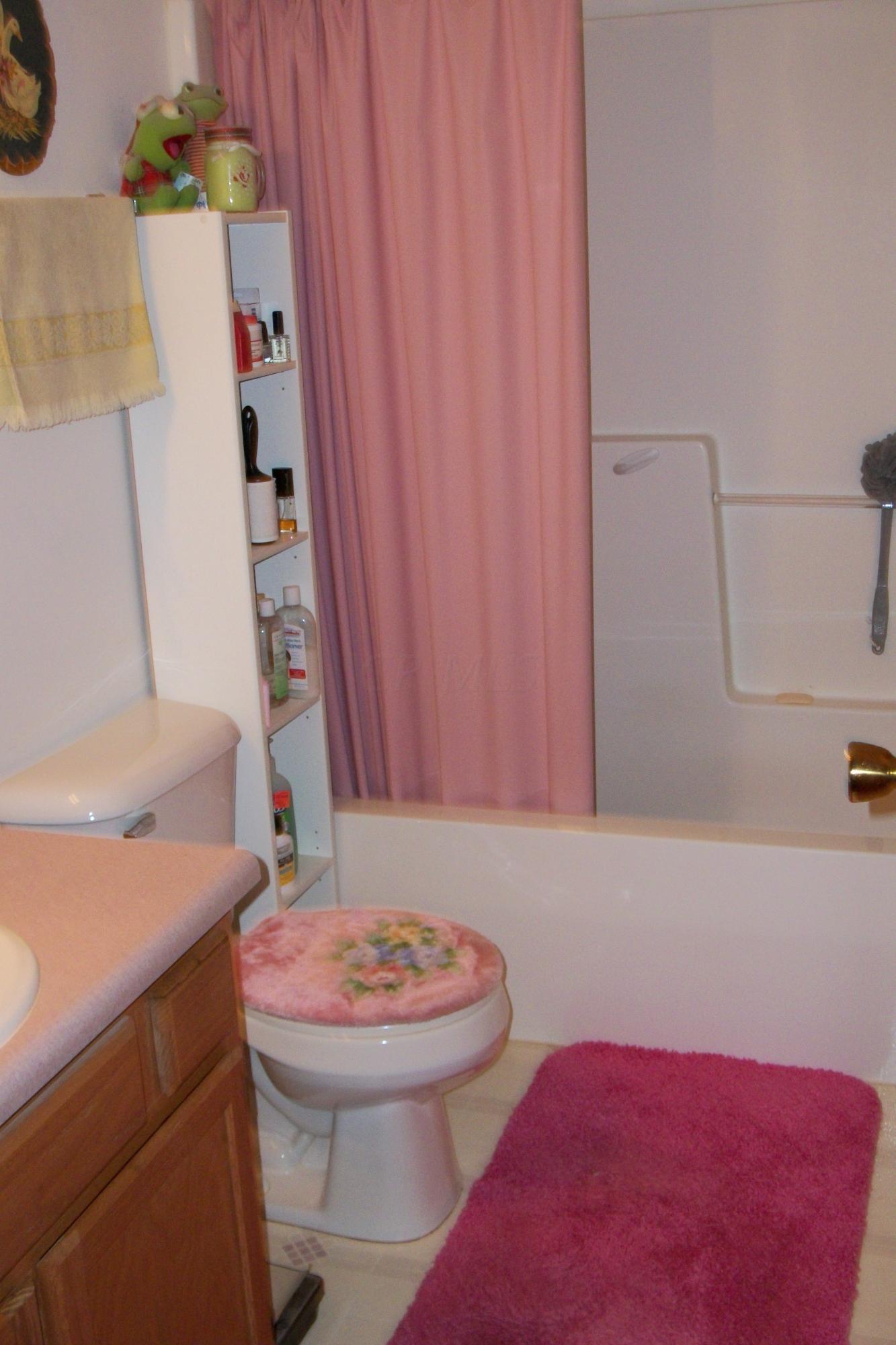 7581 Ridge Road Fredericktown, OH 43019 - Photo 9 of 17 Gallery Image 9