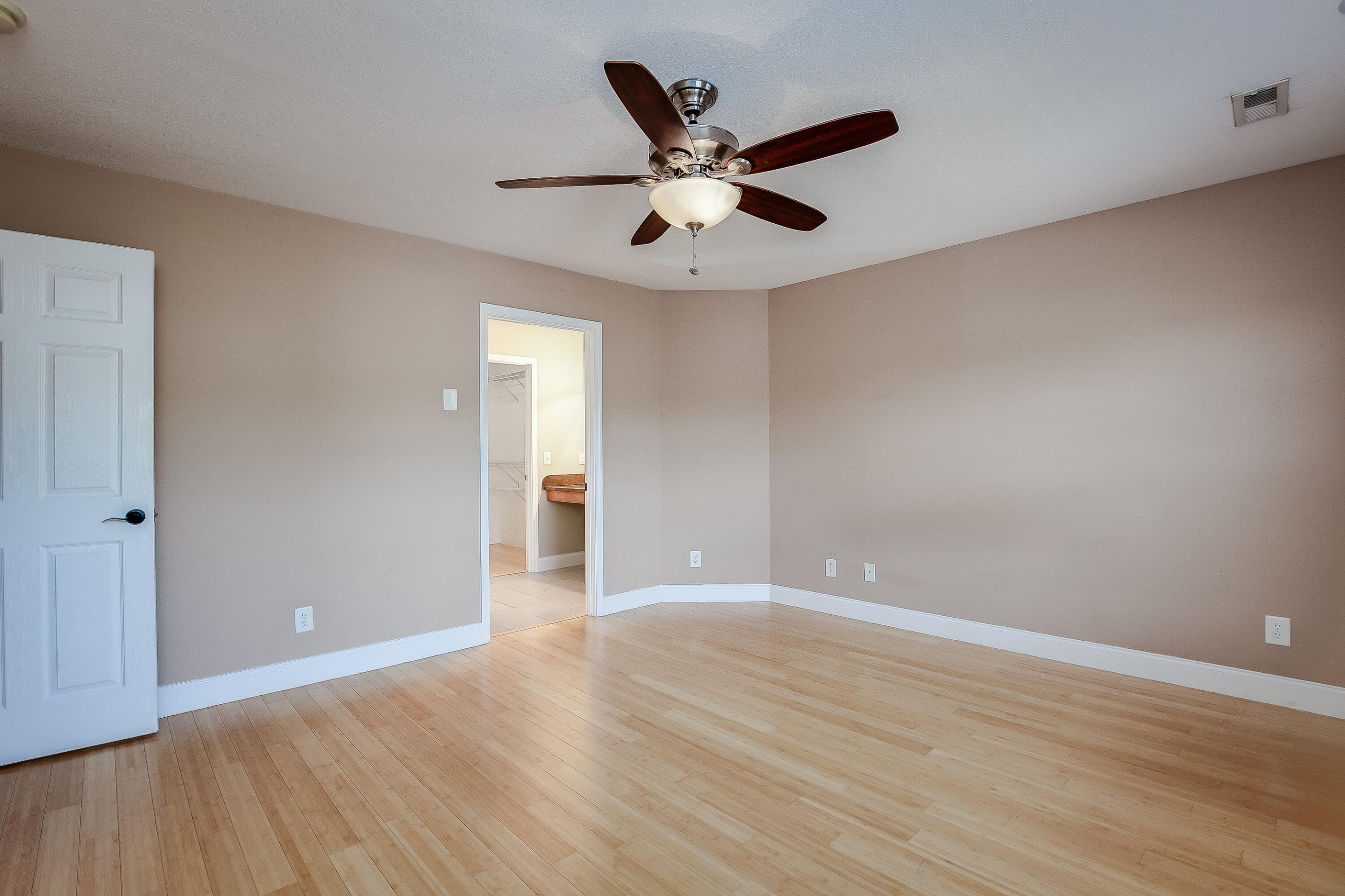 402 Kings Road Piney Flats, TN 37686 - Photo 13 of 21 Master