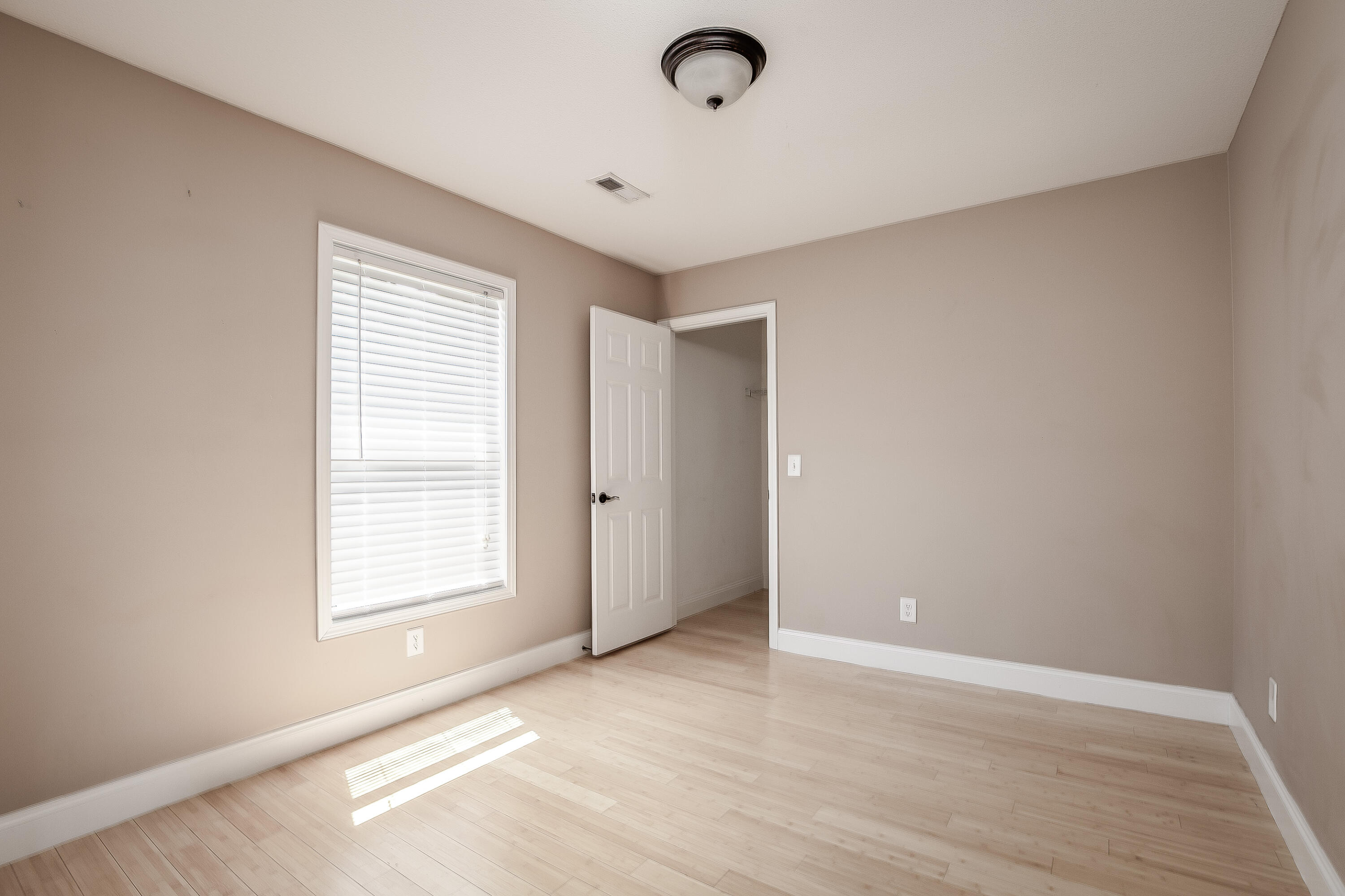 402 Kings Road Piney Flats, TN 37686 - Photo 17 of 21 Bedroom 2