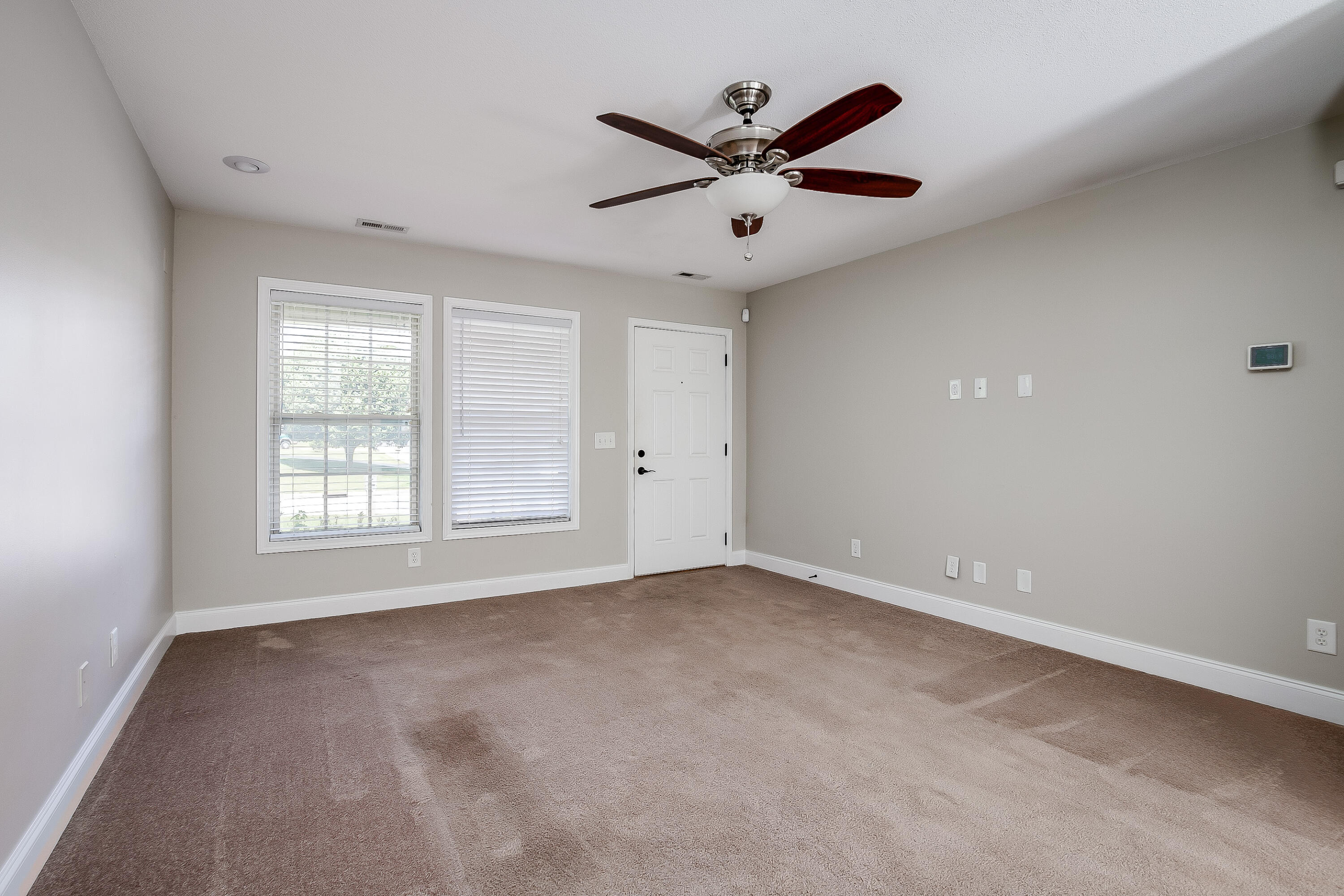 402 Kings Road Piney Flats, TN 37686 - Photo 3 of 21 0AAEA9E6-AD66-4311-99F4-F83DC9FC48D0