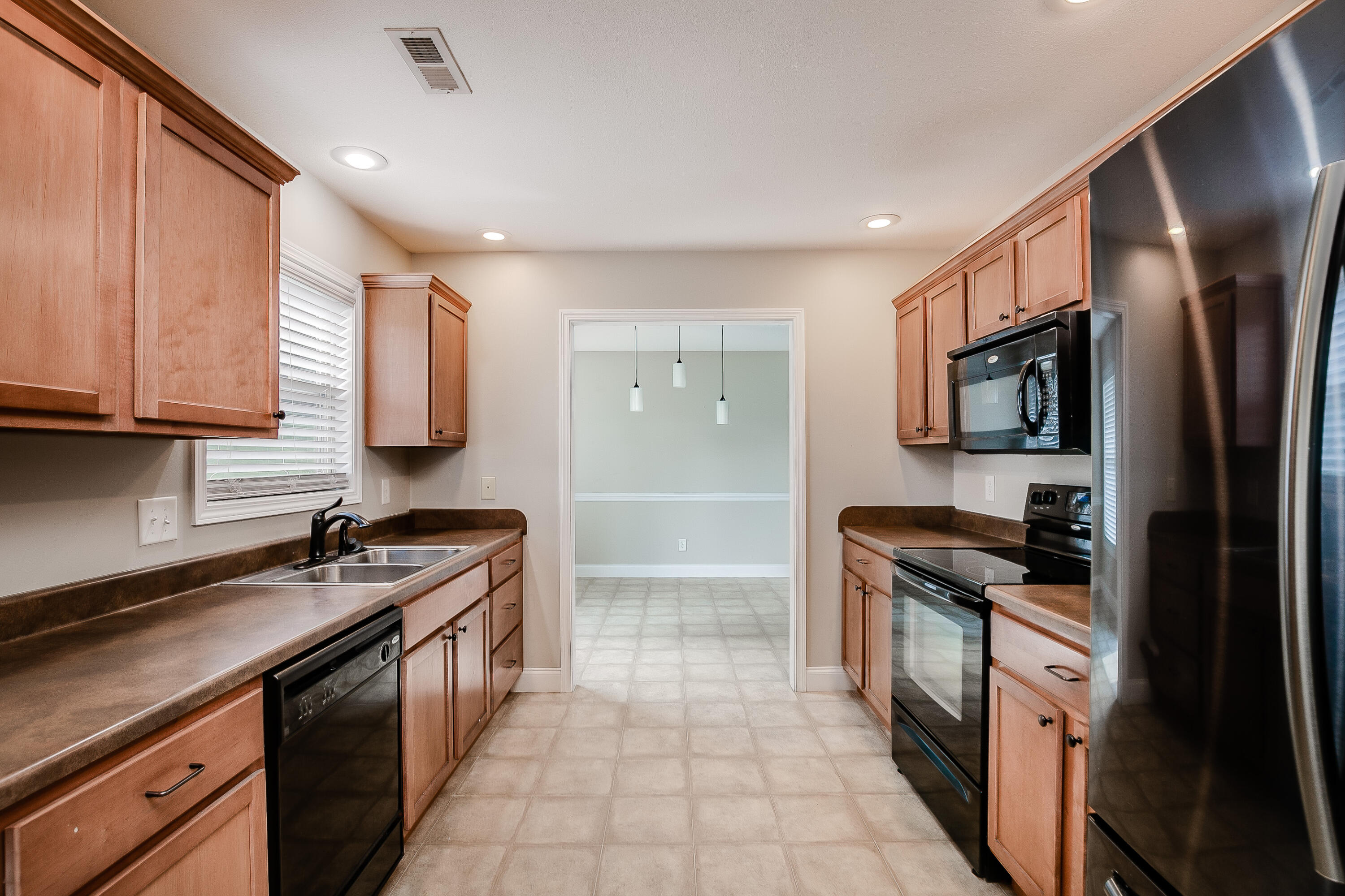 402 Kings Road Piney Flats, TN 37686 - Photo 10 of 21 7E820148-28C1-4D25-9BBF-65C82BF81FFB