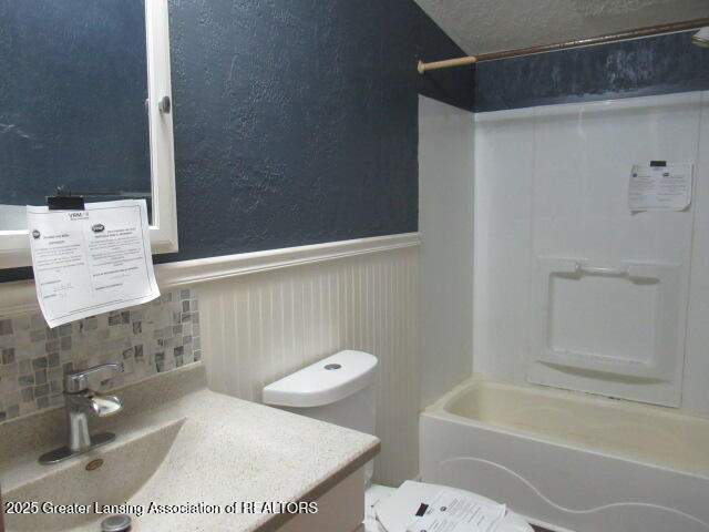 1355 East Lovejoy Road Perry, MI 48872 - Photo 6 of 13 IMG_1957
