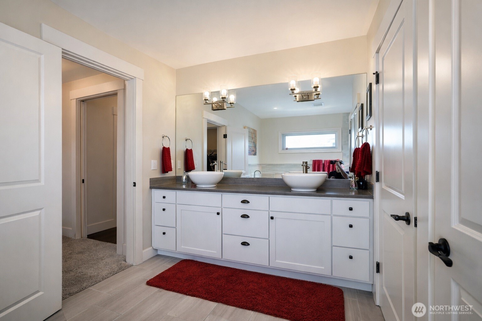 149 Clos Chevalle Road Chelan, WA 98816 - Photo 17 of 37