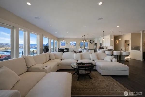 $2,150,000 | 149 Clos Chevalle Road, Chelan, WA 98816