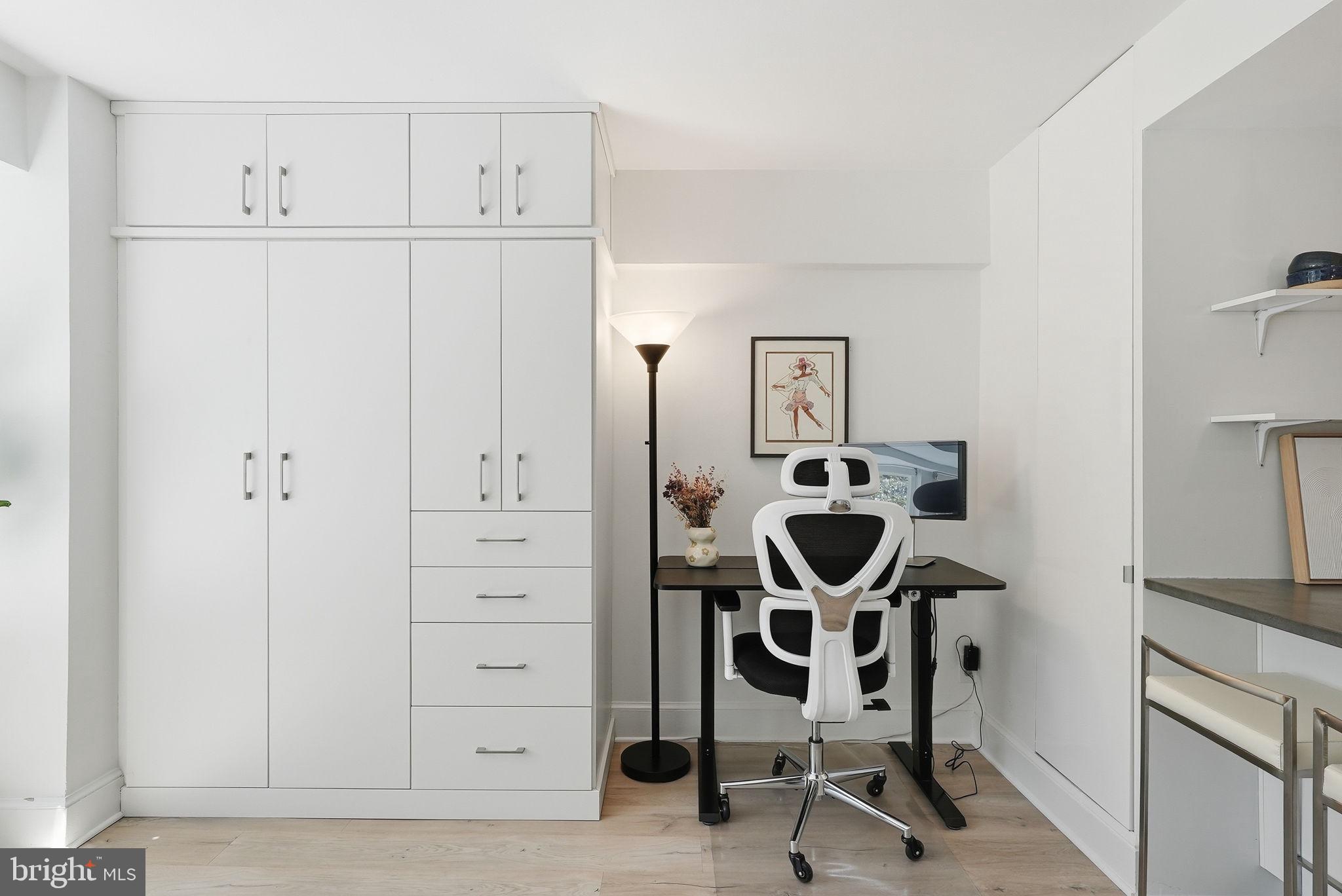 1825 T Street Northwest, Unit 207 Washington, DC 20009 - Photo 13 of 22 a view of a workspace