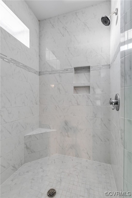 7203 Pinetree Road Henrico, VA 23229 - Photo 35 of 50 a bathroom with a shower