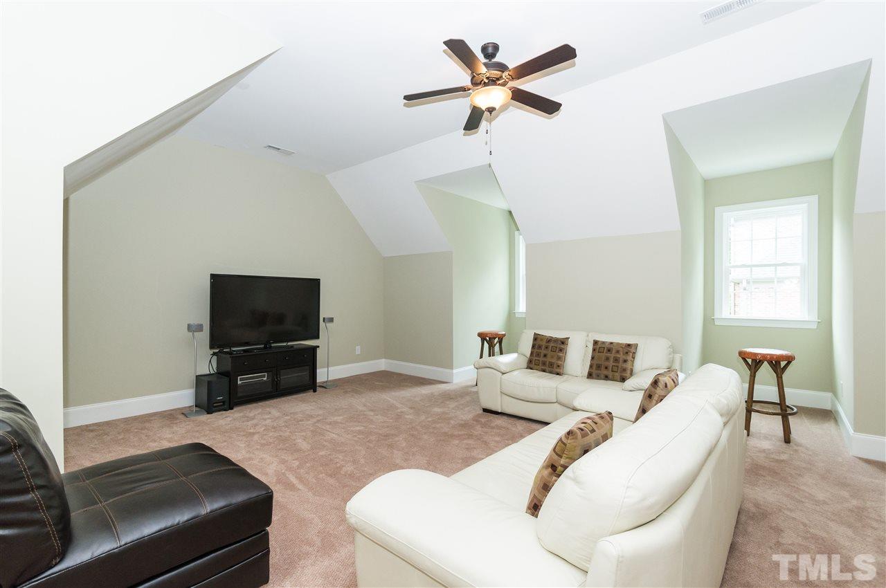 7307 Pat's Branch Drive Raleigh, NC 27612 - Photo 21 of 25 Gallery Image 21