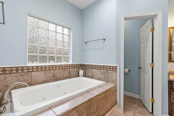 $639,900 | 3878 Earlston Road, Graceville, FL 32440