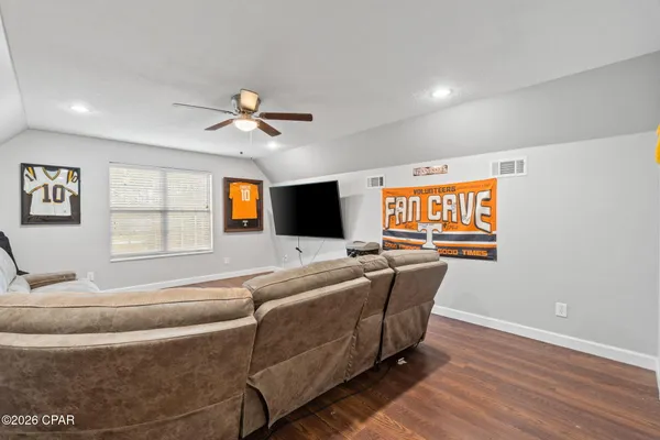 $639,900 | 3878 Earlston Road, Graceville, FL 32440