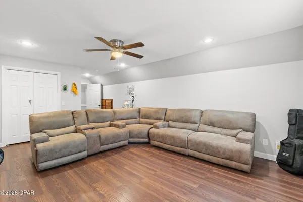 $639,900 | 3878 Earlston Road, Graceville, FL 32440