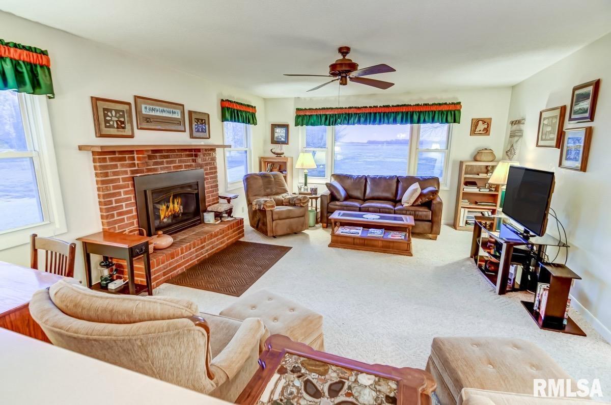 27555 Deep Rock Station Road Palmyra, IL 62674 - Photo 9 of 50