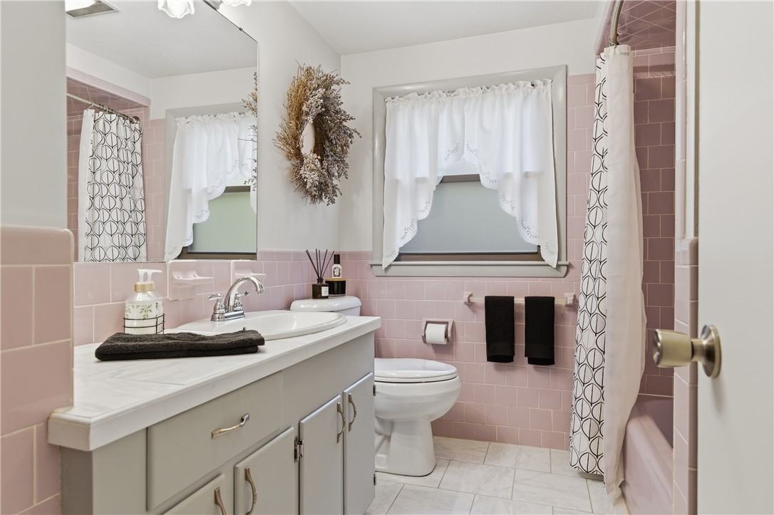 353 Thibeault Avenue Woonsocket, RI 02895 - Photo 13 of 36