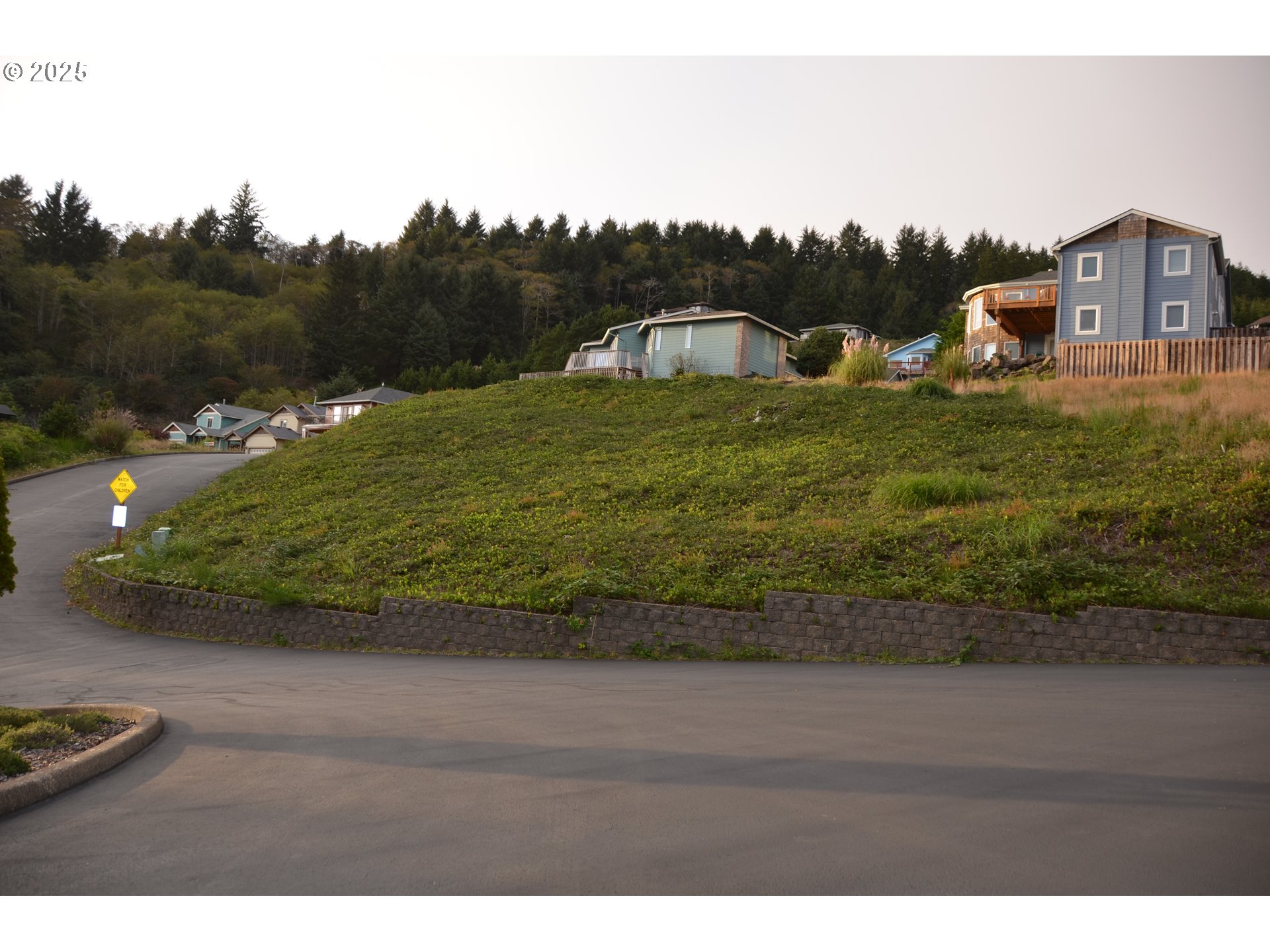 Undisclosed Address Depoe Bay, OR 97341 - Photo 9 of 31