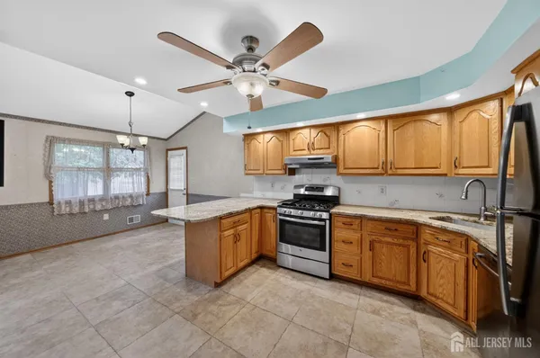 $699,900 | 95 Pine Street, Iselin, NJ 08830