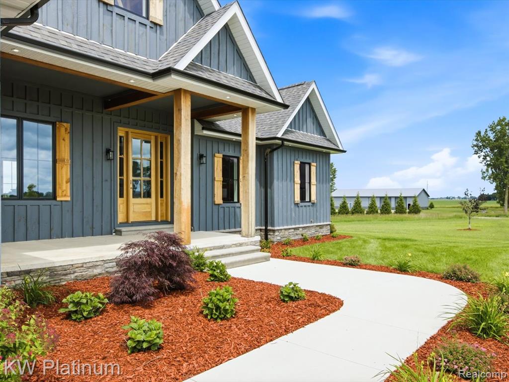 493 Wood Road Snover, MI 48472 - Photo 4 of 61