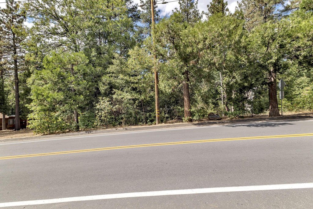 0 Circle Drive Idyllwild, CA 92549 - Photo 5 of 5 a view of a tennis court