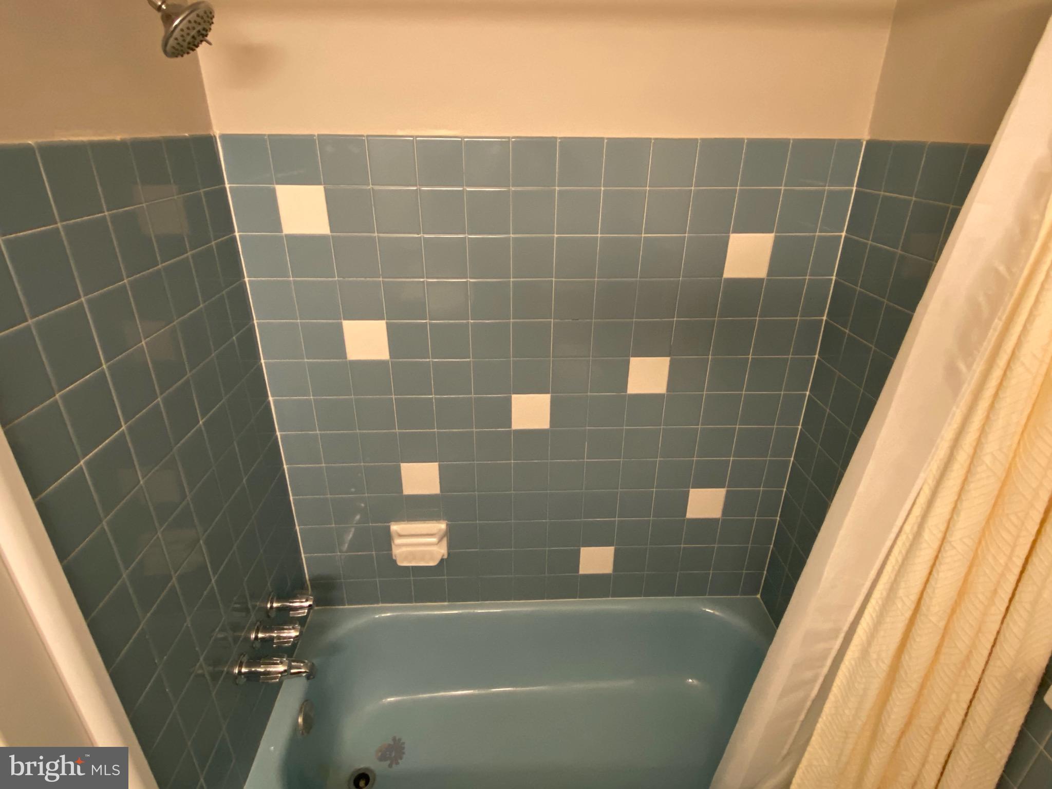 3984 Constance Road Philadelphia, PA 19114 - Photo 25 of 29 Gallery Image 25