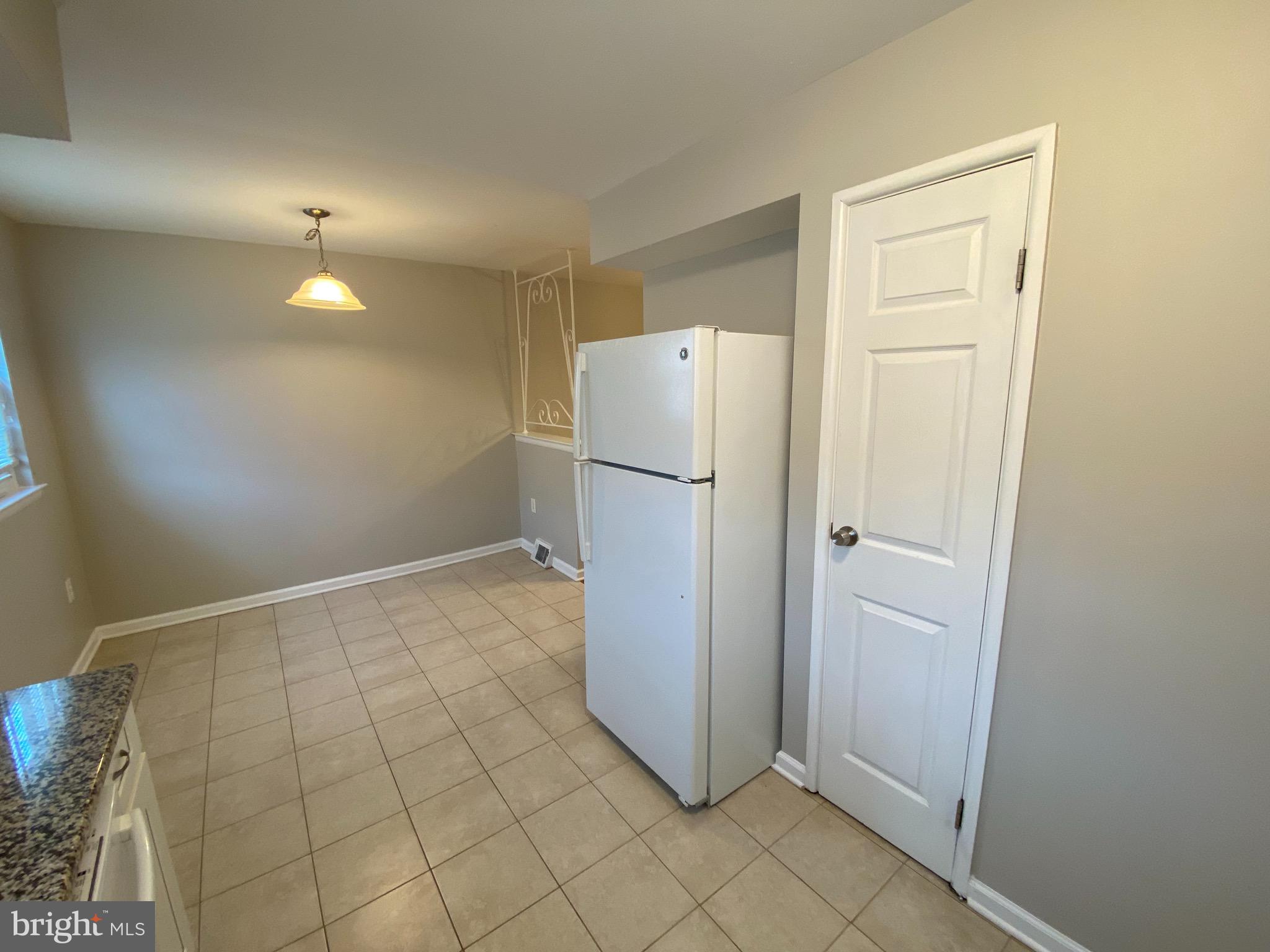 3984 Constance Road Philadelphia, PA 19114 - Photo 9 of 29 Eat in kitchen