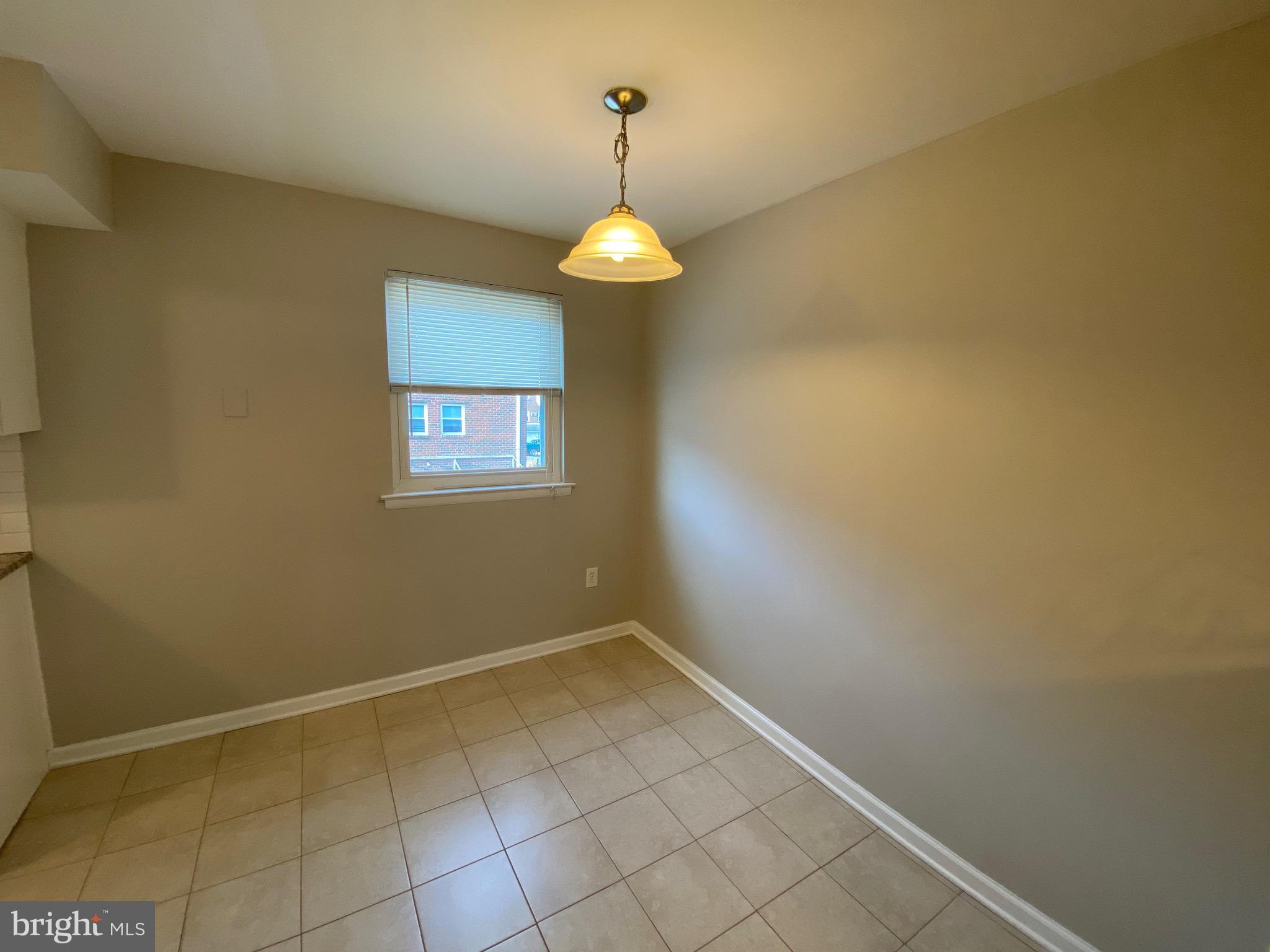 3984 Constance Road Philadelphia, PA 19114 - Photo 10 of 29 Eat In kitchen