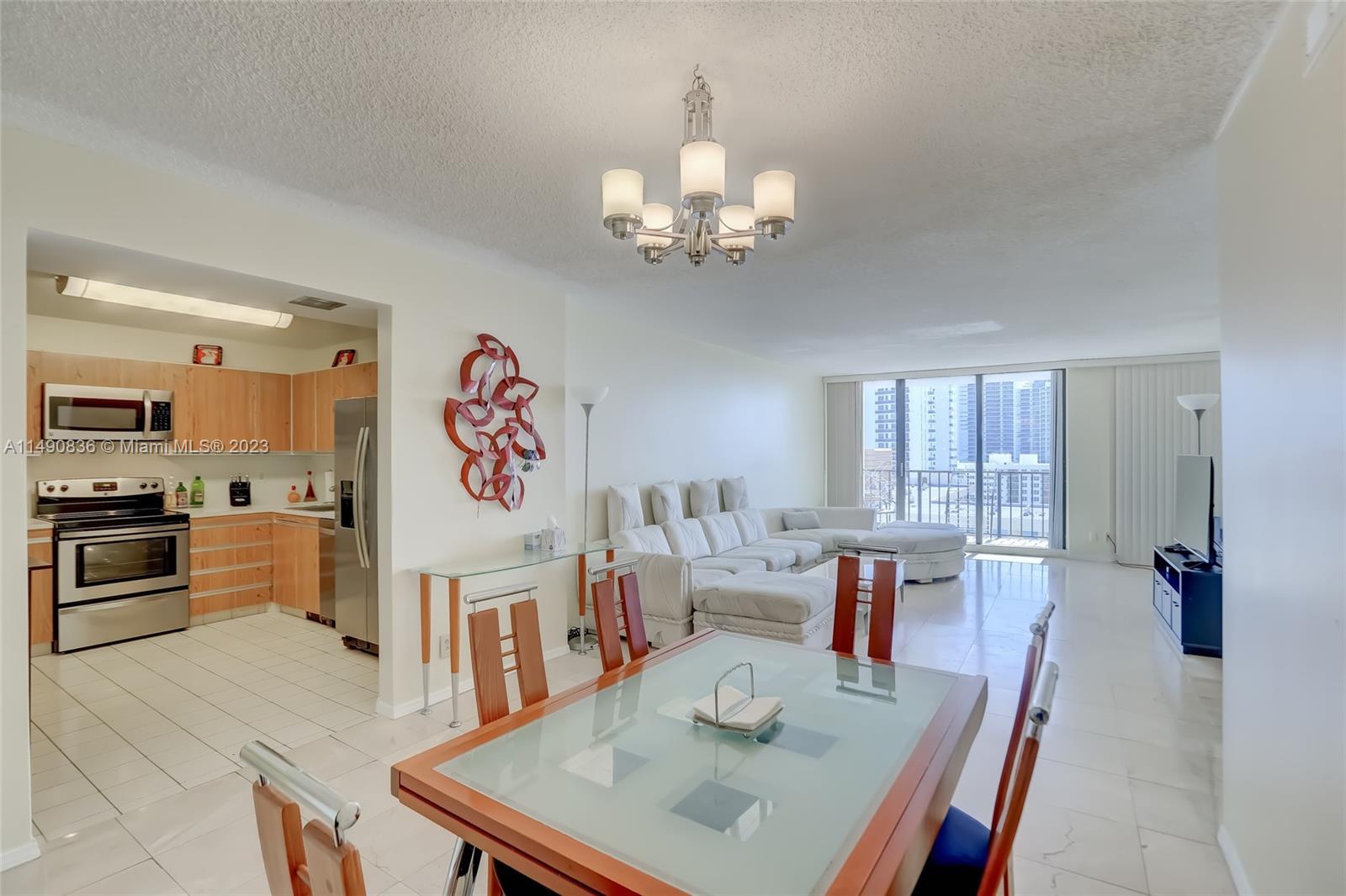 2401 South Ocean Dr Unit 2207