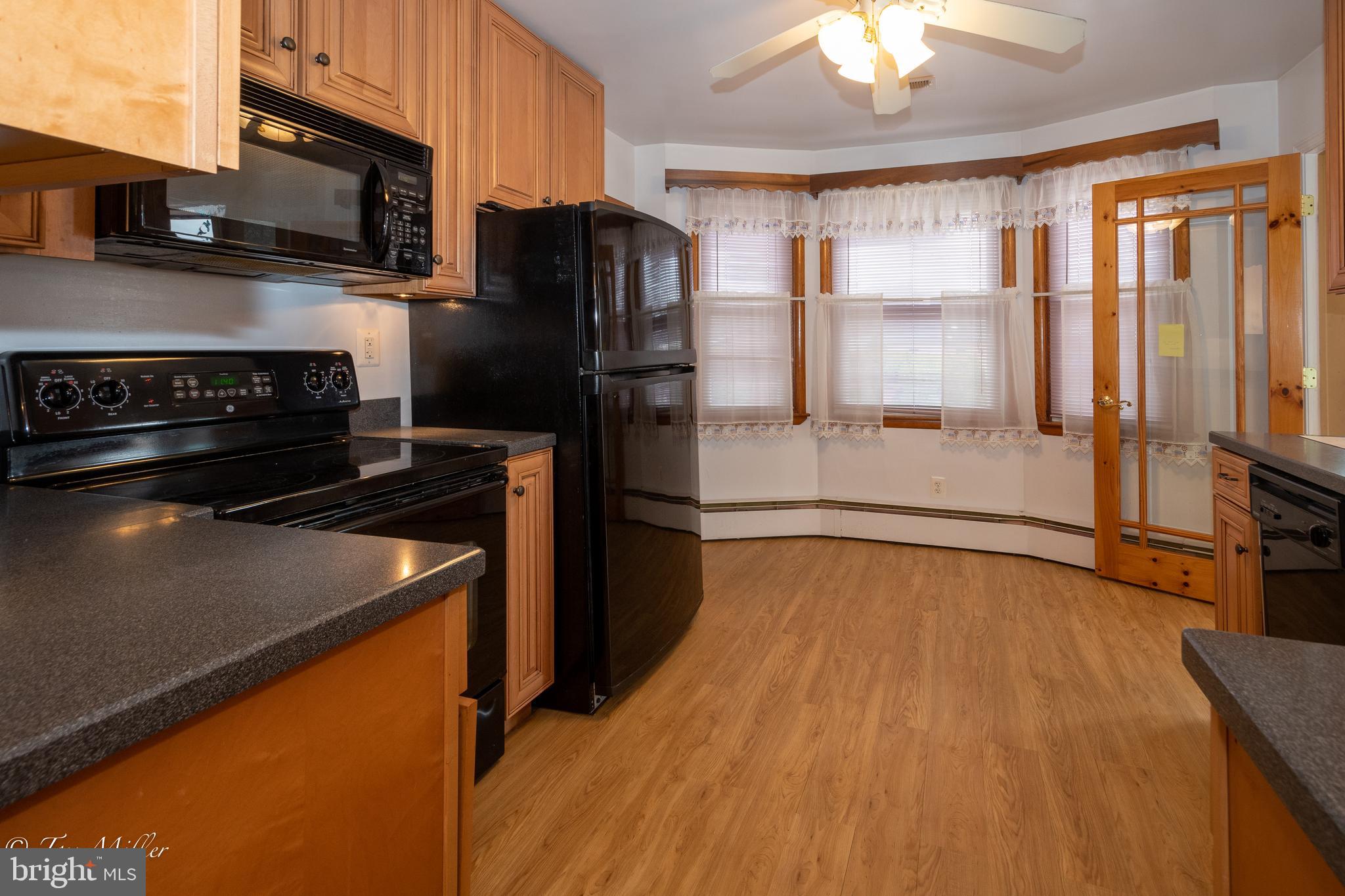 3800 New Section Road Middle River, MD 21220 - Photo 14 of 45 Eat it kitchen