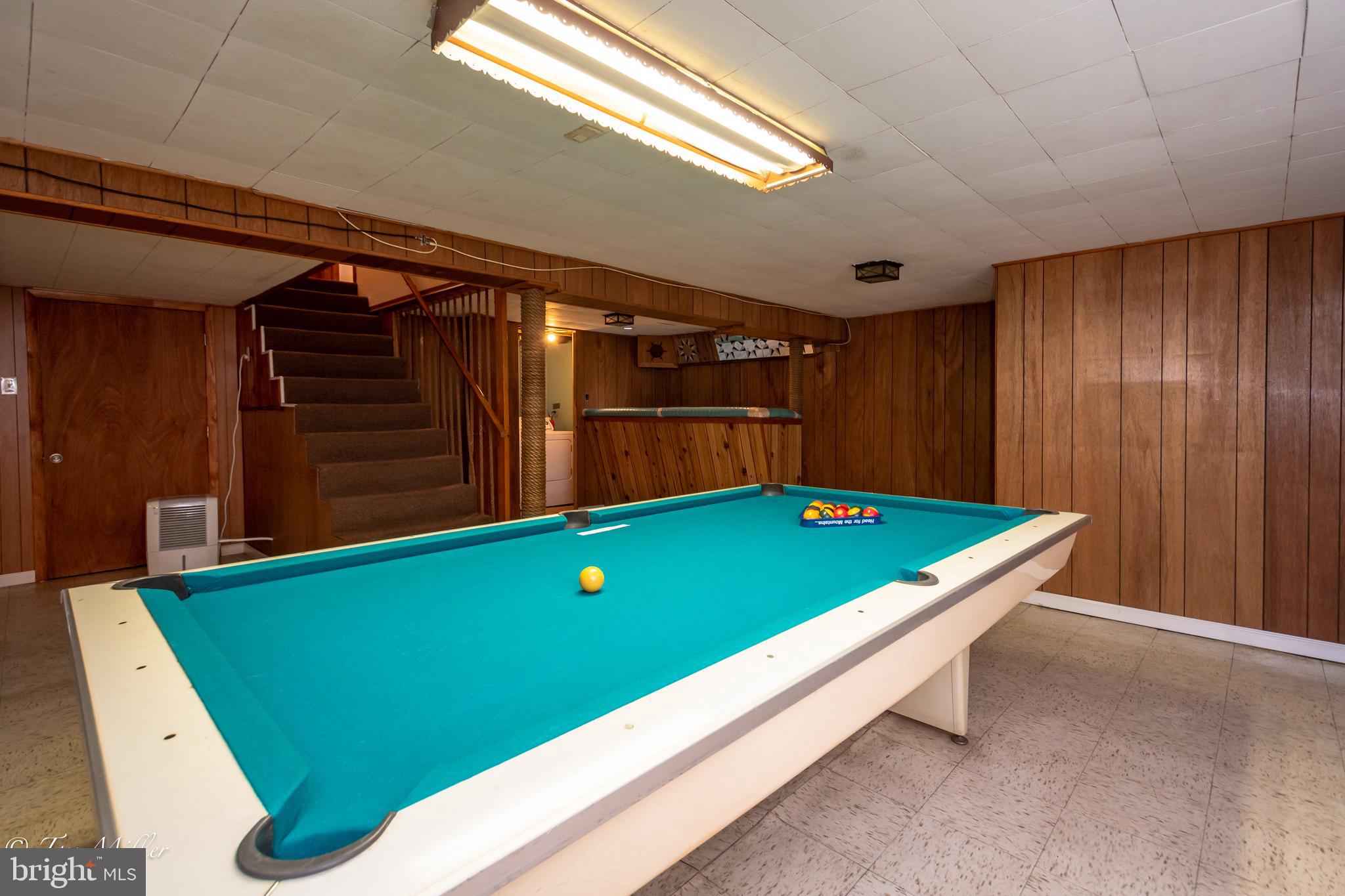 3800 New Section Road Middle River, MD 21220 - Photo 35 of 45 Pool table conveys!!!