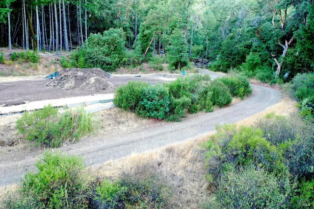 $395,000 | 18500 Shafer Ranch Road, Willits, CA 95490